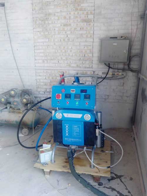 聚氨酯冷库喷涂机多少钱一台(图2) Q2600聚氨酯冷库喷涂机多少钱一台