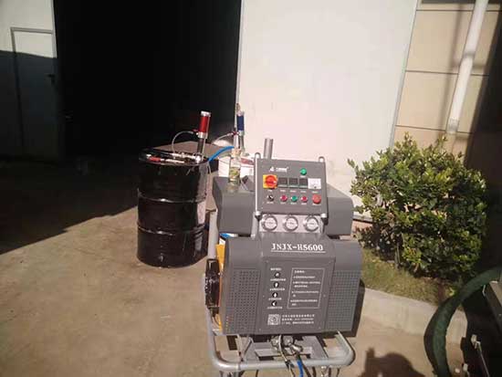 H5600液压聚氨酯喷涂机设备