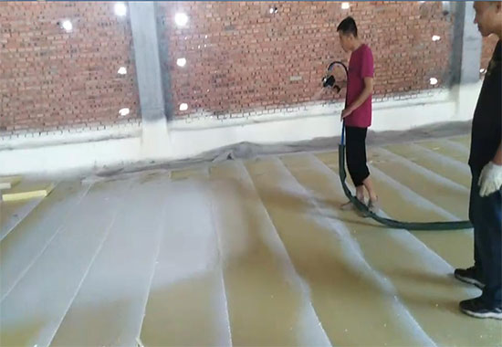 冷库喷涂保温聚氨酯发泡机多用(图2) 冷库喷涂保温聚氨酯发泡案例