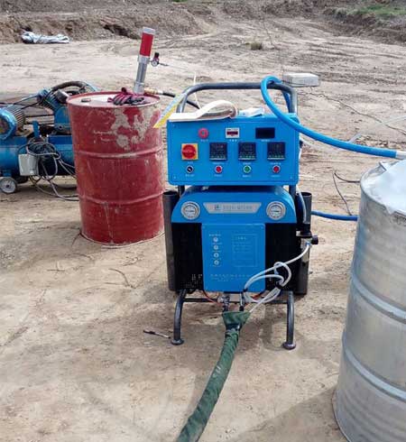 小型喷涂料机多少钱一台(图1) Q5200聚氨酯小型喷涂料机多少钱一台