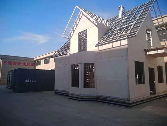 轻钢别墅聚氨酯保温(图1) 轻钢别墅聚氨酯保温