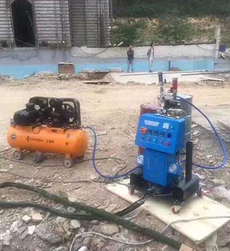 建筑外墙保温喷涂机(图1) Q2600建筑外墙保温喷涂机