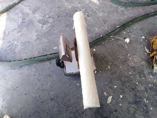 硬质聚氨酯瓦壳(图2) 硬质聚氨酯瓦壳浇注